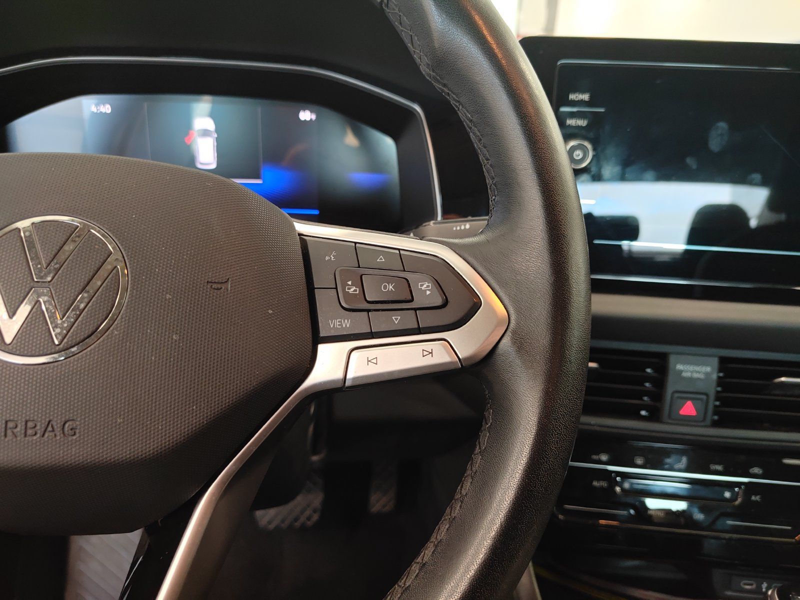 Used 2025 Volkswagen Jetta S FWD image 12