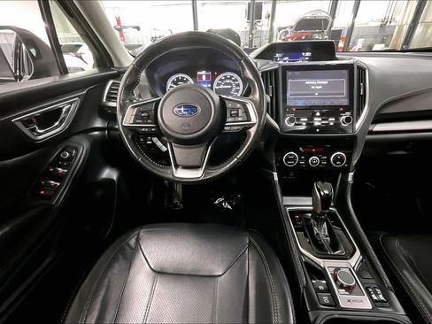 Used 2020 Subaru Forester Limited image 6