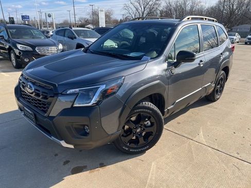 Used 2025 Subaru Forester Wilderness image 3