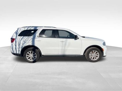 Used 2024 Dodge Durango SXT image 8