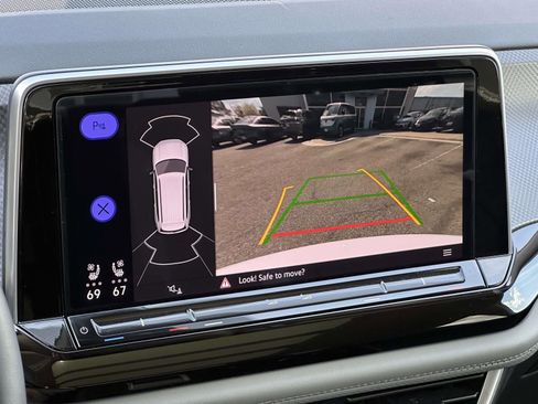 Used 2024 Volkswagen Atlas Peak Edition SEL image 22