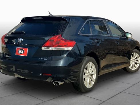 Used 2015 Toyota Venza LE image 13