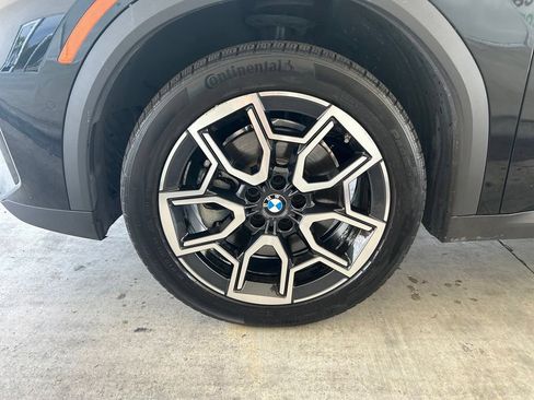 Used 2026 BMW X2 xDrive28i AWD/4WD image 16
