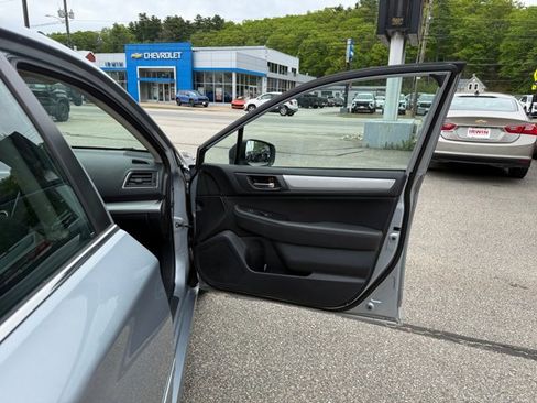 Used 2019 Subaru Legacy 2.5i Premium AWD/4WD image 27