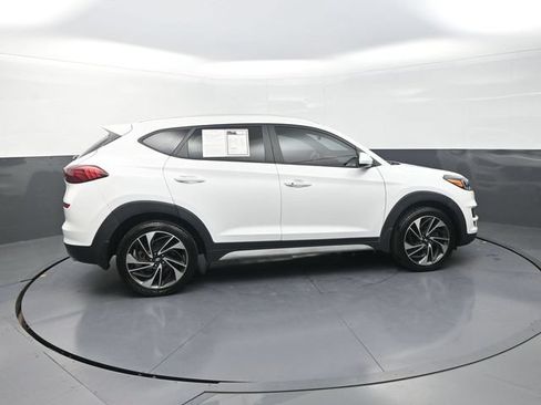 Used 2021 Hyundai Tucson Sport FWD image 11