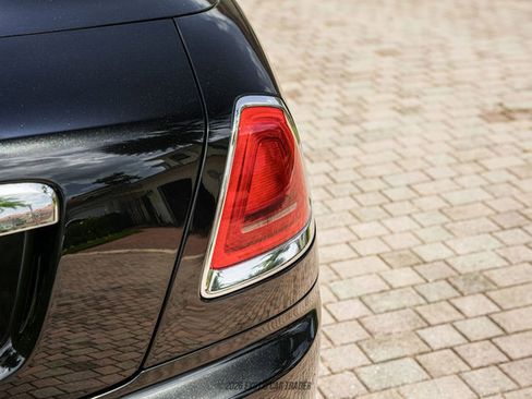 Used 2019 Rolls-Royce Dawn RWD image 67