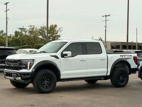 Used 2024 Ford F150 Raptor AWD/4WD image 47