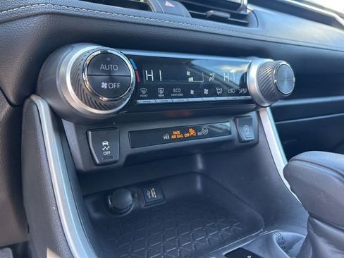 Used 2024 Toyota RAV4 XLE image 25