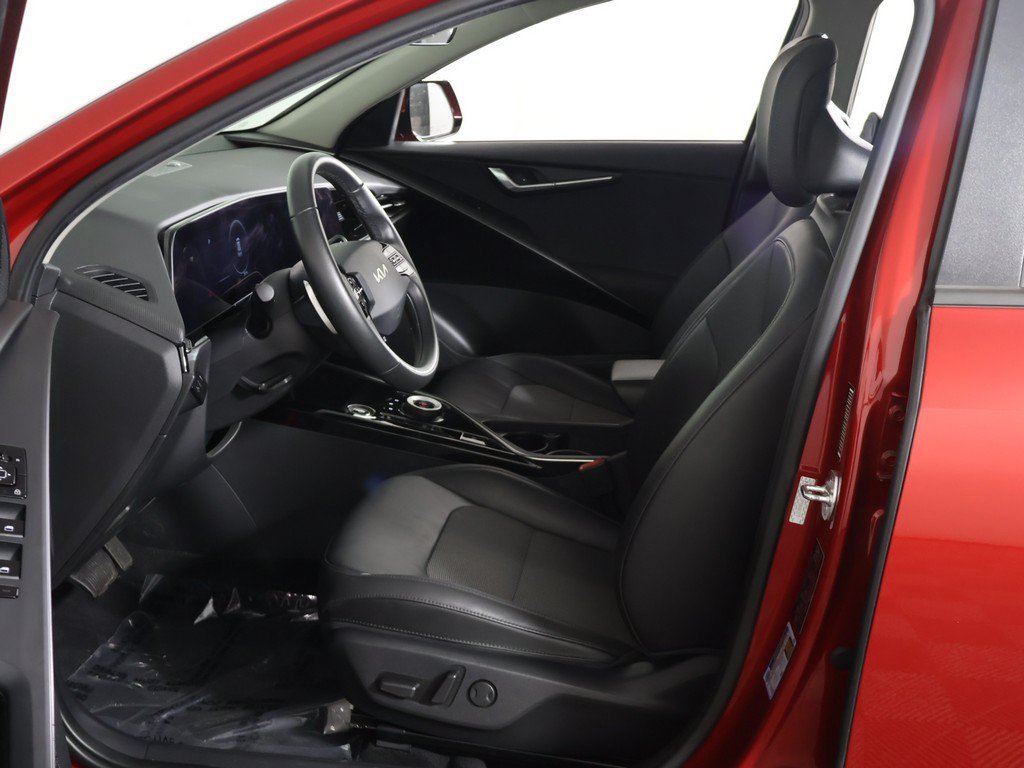 Used 2023 Kia Niro Wind FWD image 25