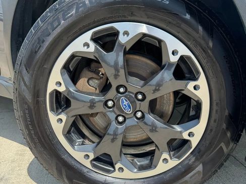 Used 2021 Subaru Crosstrek 2.0i Premium image 17