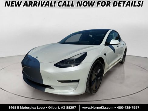 Used 2023 Tesla Model 3 Standard Range RWD image 1