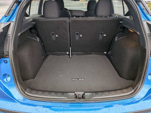 Certified 2025 Nissan Kicks Play S image 6