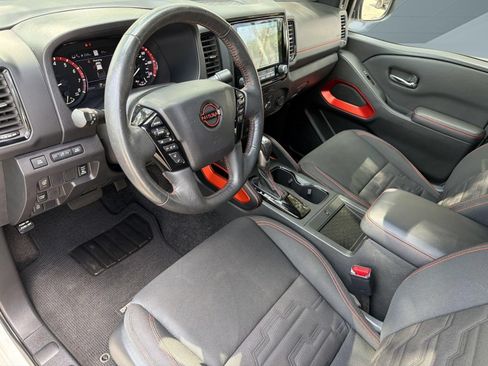 Used 2023 Nissan Frontier Pro-X w/ Pro Convenience Package RWD image 4