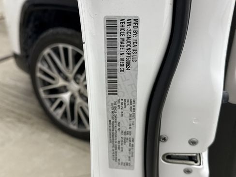 Used 2023 Jeep Compass Limited w/ Elite Group image 20