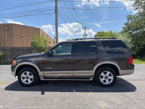 Used 2005 Ford Explorer Eddie Bauer AWD/4WD image 3