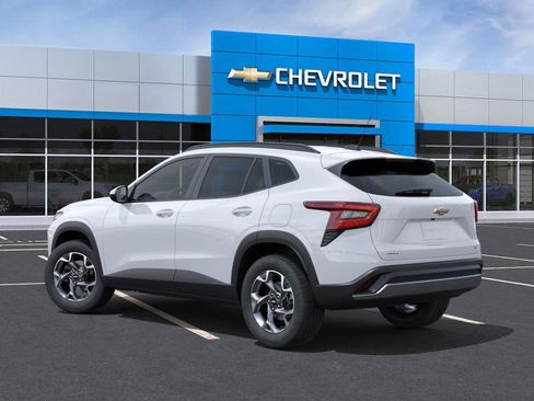 New 2026 Chevrolet Trax LT image 3