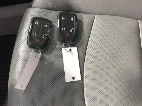 Used 2019 GMC Terrain SLT w/ Preferred Package AWD/4WD image 26