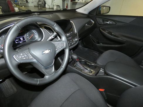 Used 2023 Chevrolet Malibu RS image 7