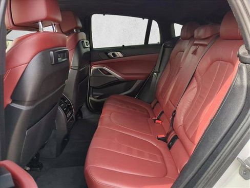 Used 2021 BMW X6 xDrive40i w/ M Sport Package image 21