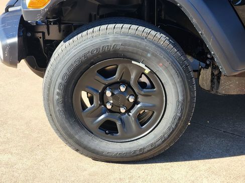 New 2026 Jeep Gladiator Sport image 6