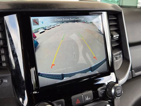 Used 2022 RAM 1500 Big Horn AWD/4WD image 34