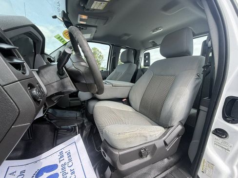 Used 2015 Ford F250 XL w/ Power Equipment Group AWD/4WD image 7