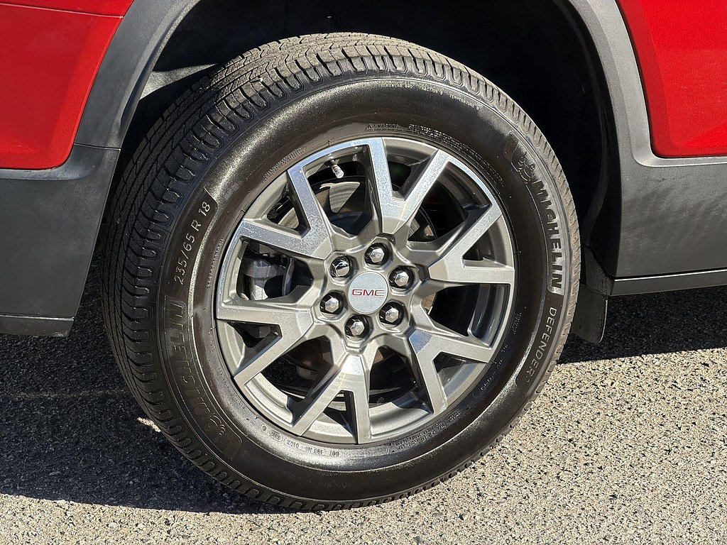 Used 2023 GMC Acadia SLE FWD image 31