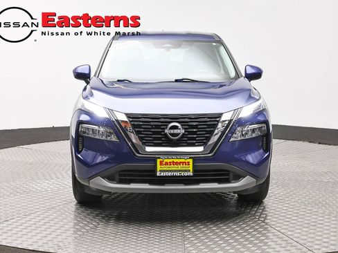 Used 2023 Nissan Rogue SV AWD/4WD image 2