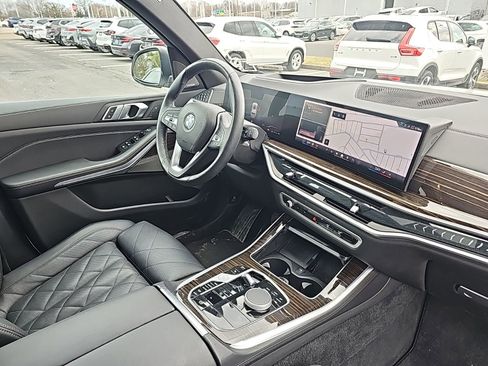 Certified 2024 BMW X5 xDrive40i w/ Premium Package AWD/4WD image 24