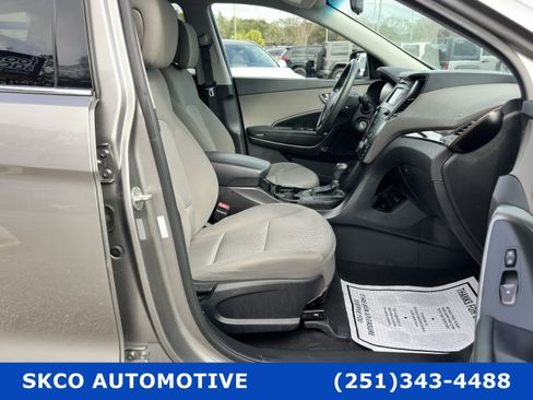 Used 2018 Hyundai Santa Fe Sport image 13