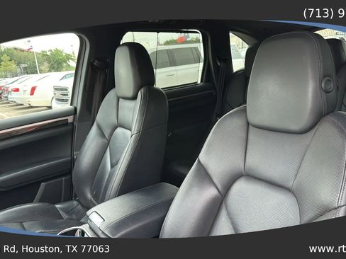 Used 2016 Porsche Cayenne S image 20