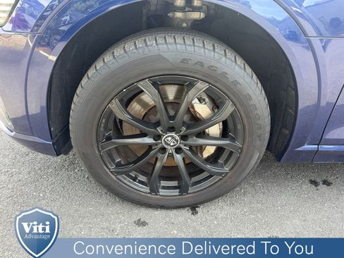 Used 2021 Audi e-tron Premium image 11