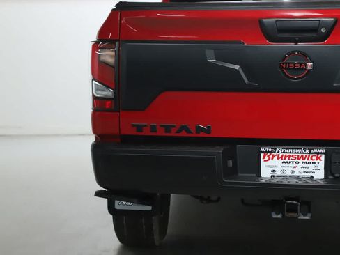 Used 2023 Nissan Titan PRO-4X w/ Pro-4x Convenience Package AWD/4WD image 51
