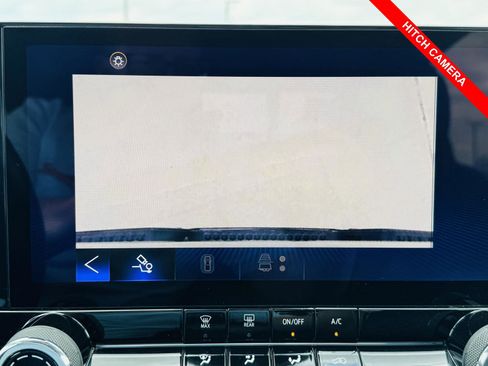 Used 2023 Chevrolet Colorado Trail Boss w/ Technology Package image 9