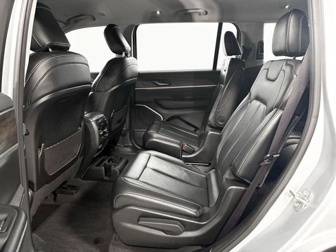 Used 2021 Jeep Grand Cherokee L Limited image 5