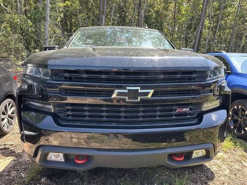 Used 2022 Chevrolet Silverado 1500 LT Trail Boss w/ Safety Package AWD/4WD image 9