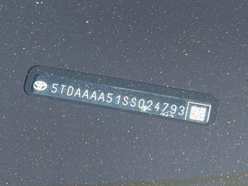 Used 2025 Toyota Grand Highlander XLE image 29