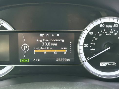 Used 2019 Kia Niro LX FWD image 26