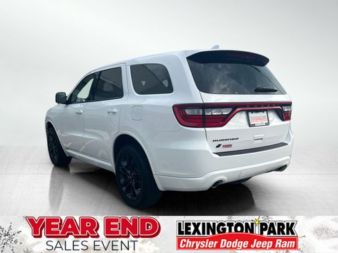 Used 2022 Dodge Durango SXT w/ Blacktop Package image 4