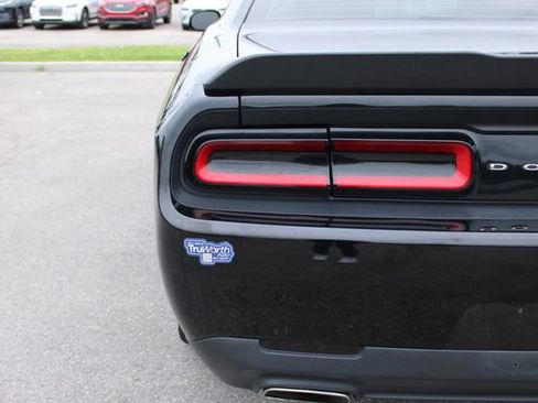 Used 2017 Dodge Challenger SXT RWD image 36
