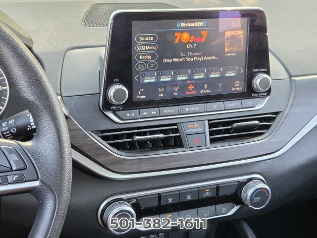 Used 2024 Nissan Altima 2.5 SV FWD image 21