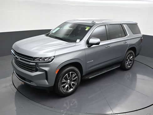 Used 2023 Chevrolet Tahoe LT w/ LT Signature Plus Package image 18