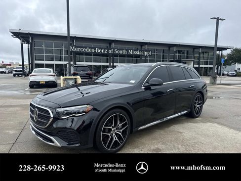 Used 2025 Mercedes-Benz E 450 4MATIC All-Terrain Wagon image 1