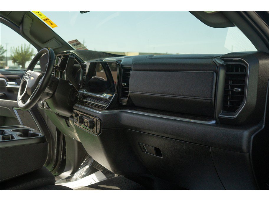 Used 2026 Chevrolet Silverado 1500 LT AWD/4WD image 23