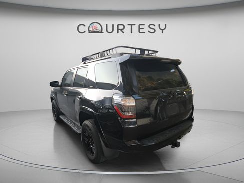 Used 2023 Toyota 4Runner SR5 Premium AWD/4WD image 8
