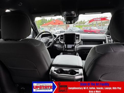 New 2026 RAM 2500 Big Horn AWD/4WD image 22