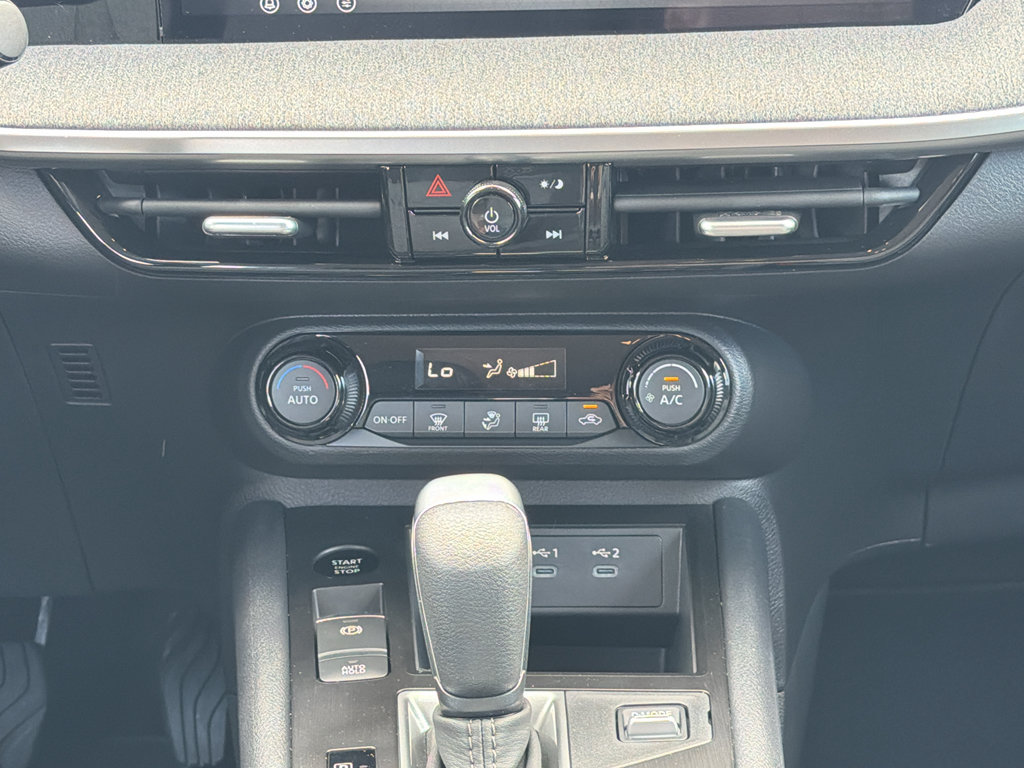 Used 2026 Nissan Kicks SV FWD image 17