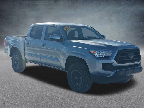 Used 2023 Toyota Tacoma SR image 3