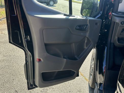 Used 2023 Ford Transit 350 XLT RWD image 13