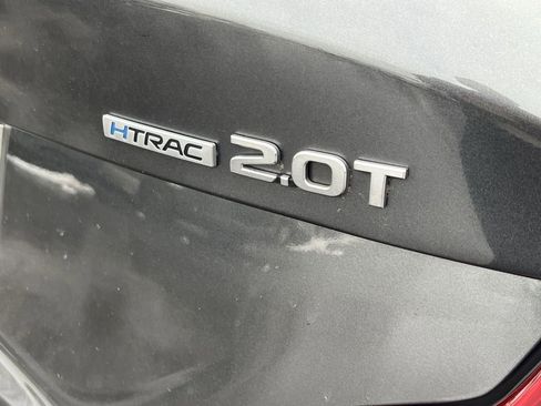 Used 2019 Genesis G70 2.0T Advanced image 27